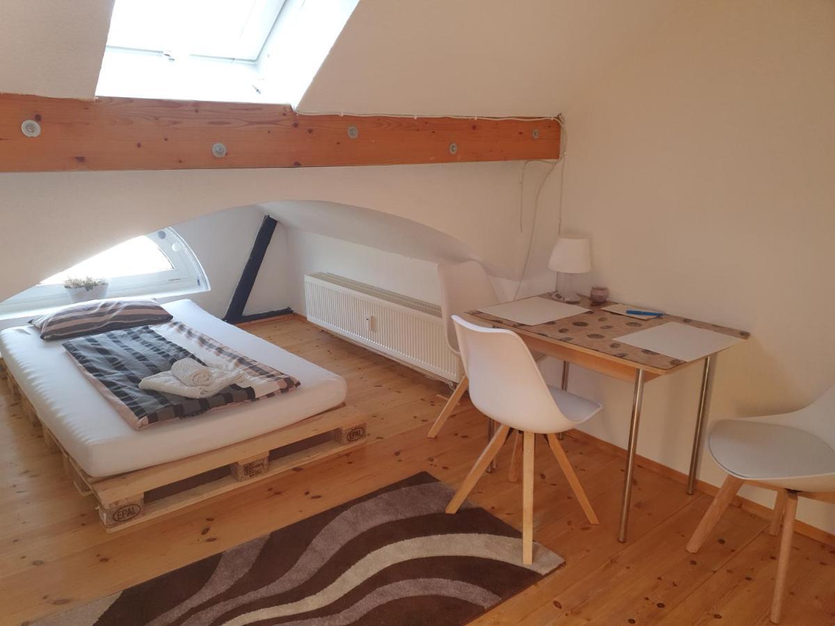 Hotel, Ferienwohnung, Zimmer Bad Driburg Zewnętrze zdjęcie
